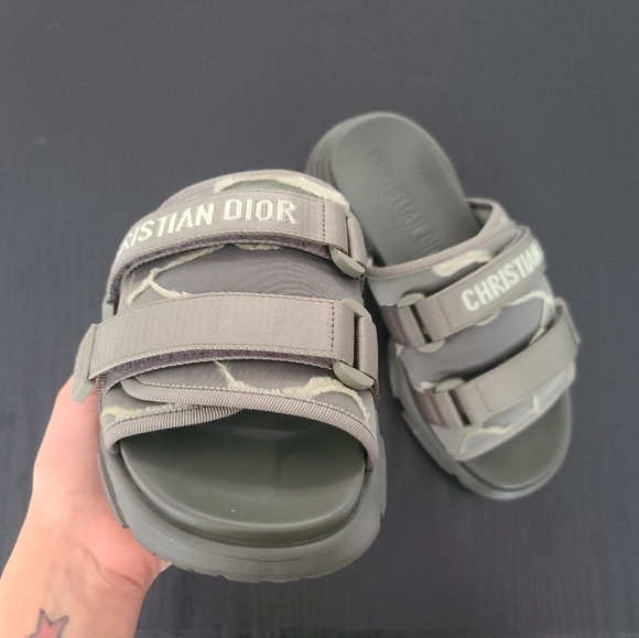 Christian Dior D Wander Sandal - Picture 3 of 8